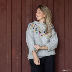 Wollpullover Dafura Tragebeispiel